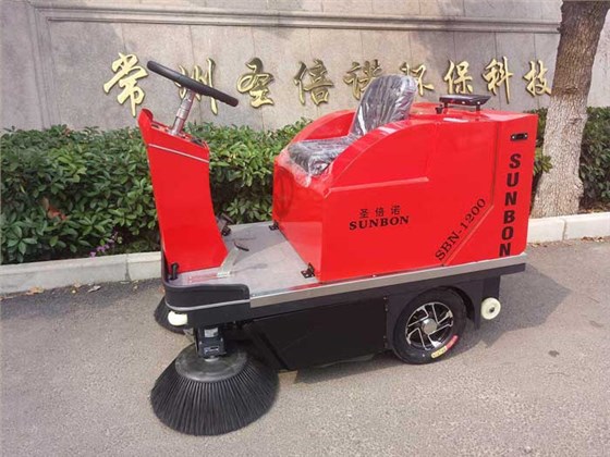 電動(dòng)清掃車能清掃多大面積，你了解么