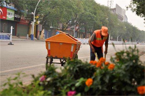 夏日力薦產(chǎn)品之電動(dòng)掛桶垃圾車(chē) 夏日力薦產(chǎn)品之電動(dòng)掛桶垃圾車(chē)