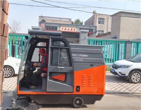 為什么電動掃地車如此受關(guān)注？