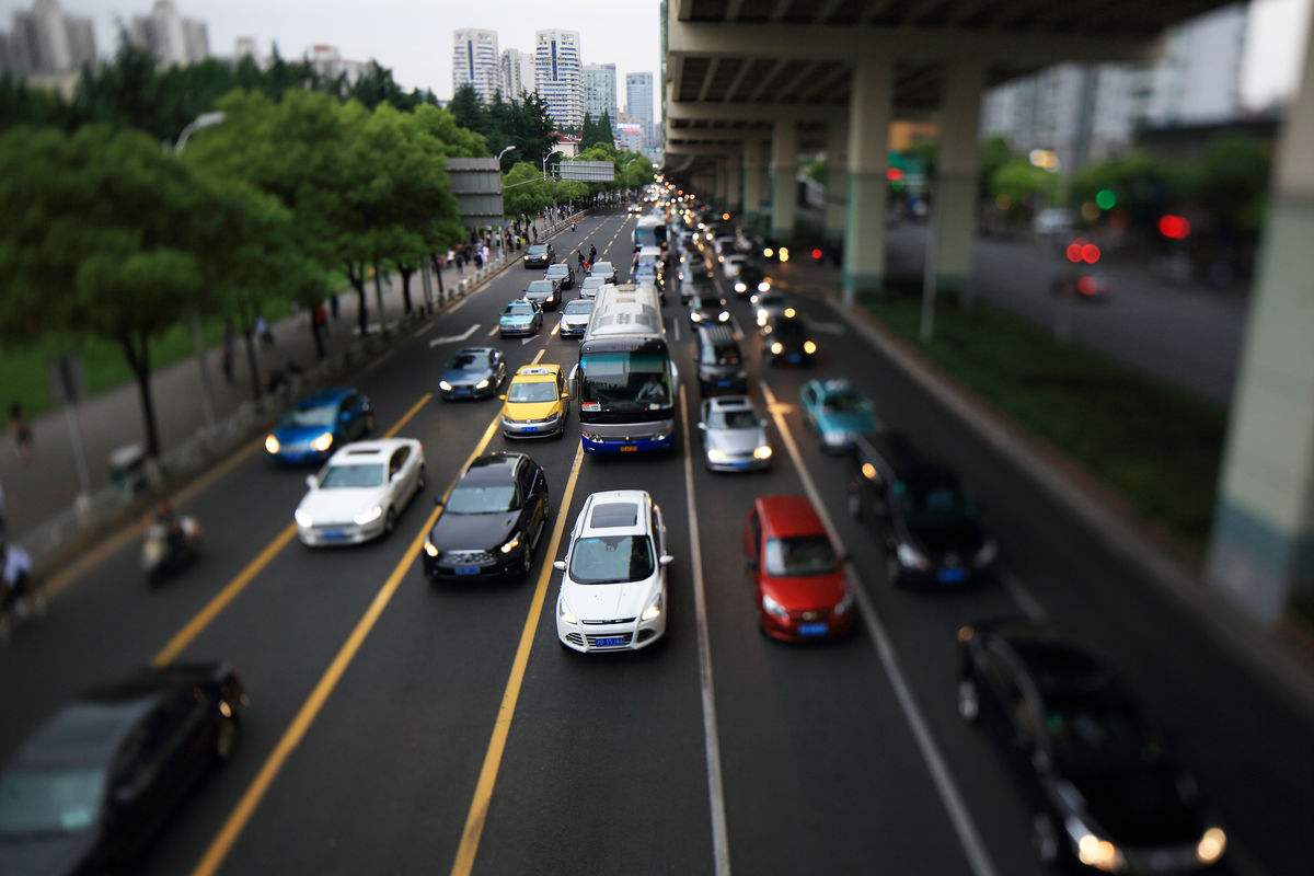 城市街道保潔為什么需要小型電動清掃車