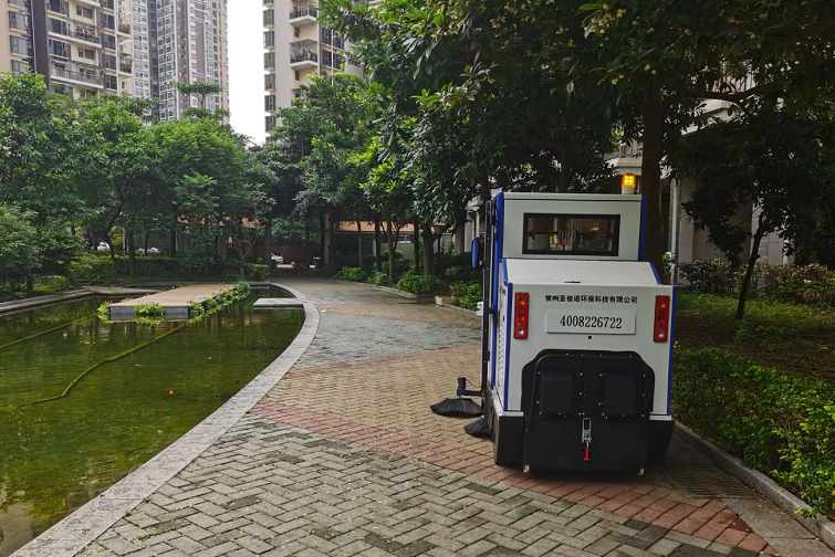 唐山駕駛式電動掃地車,廠家直銷,價格優(yōu)惠,終身維保