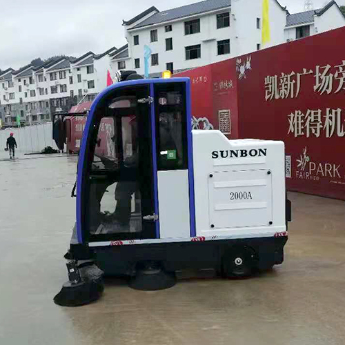 小型電動清掃車通常用在什么場所